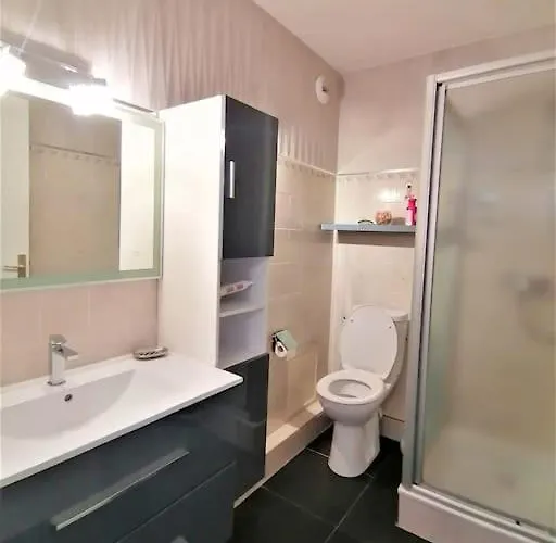 Apartment Palais Royal, Plages A Pied, Centre St Raphael *