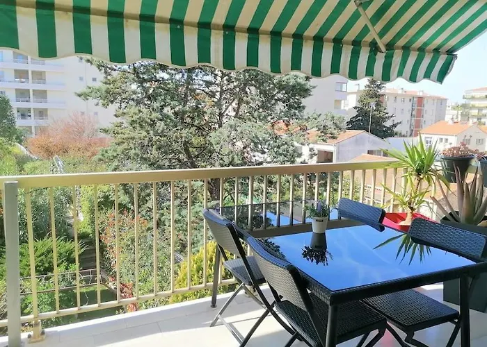 Apartment Palais Royal, Plages A Pied, Centre St Raphael